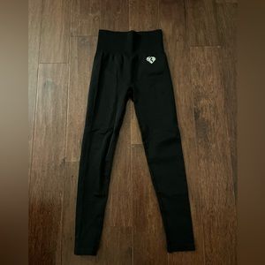 ❤️4 for $28 women’s best leggings